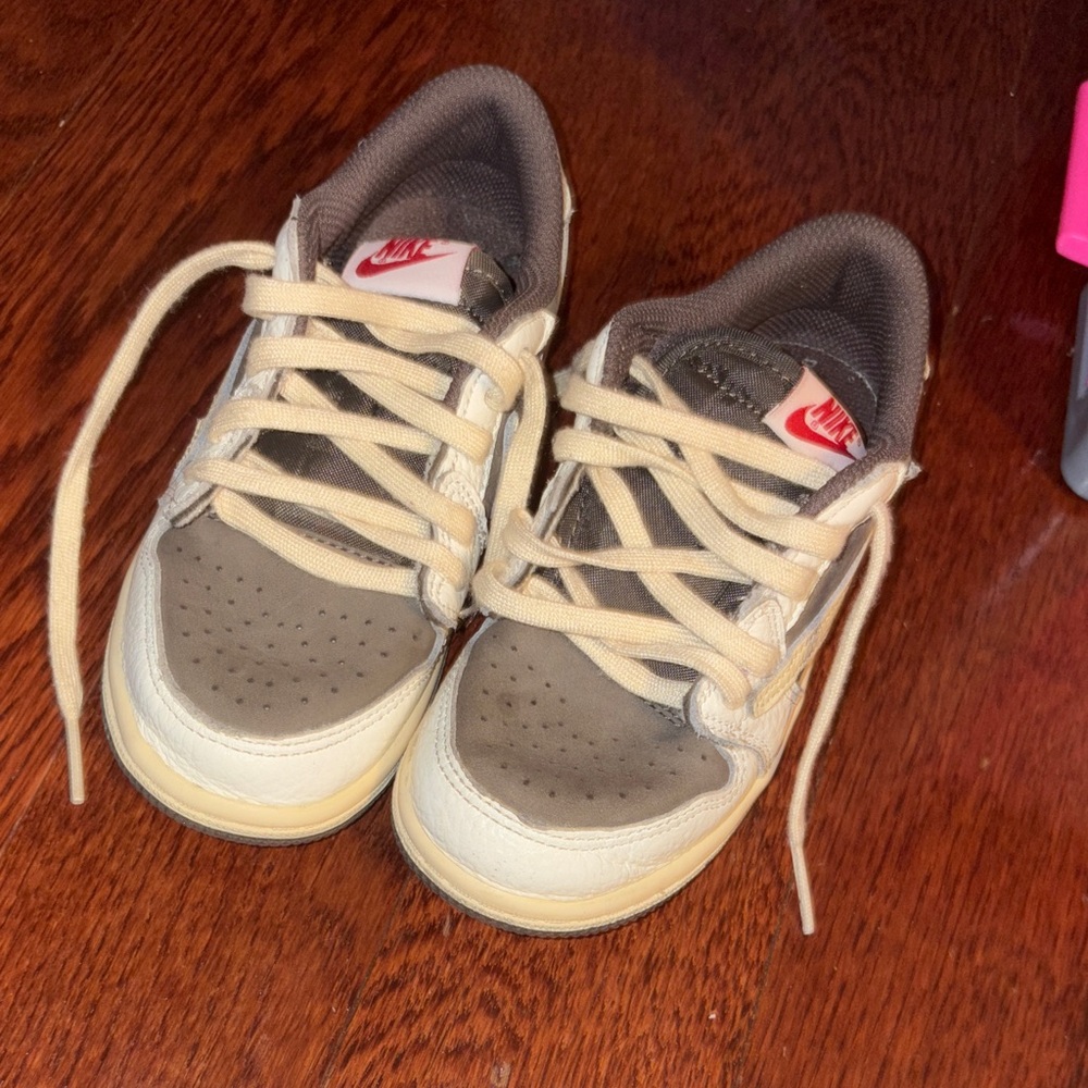 Nike Kids' Brown and Cream Sneakers